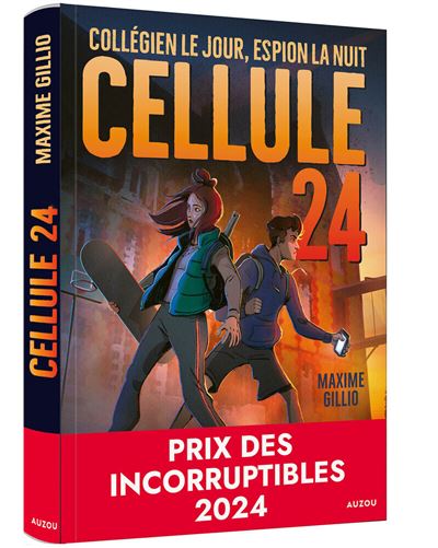 Cellule-24-collegien-le-jour-espion-la-nuit
